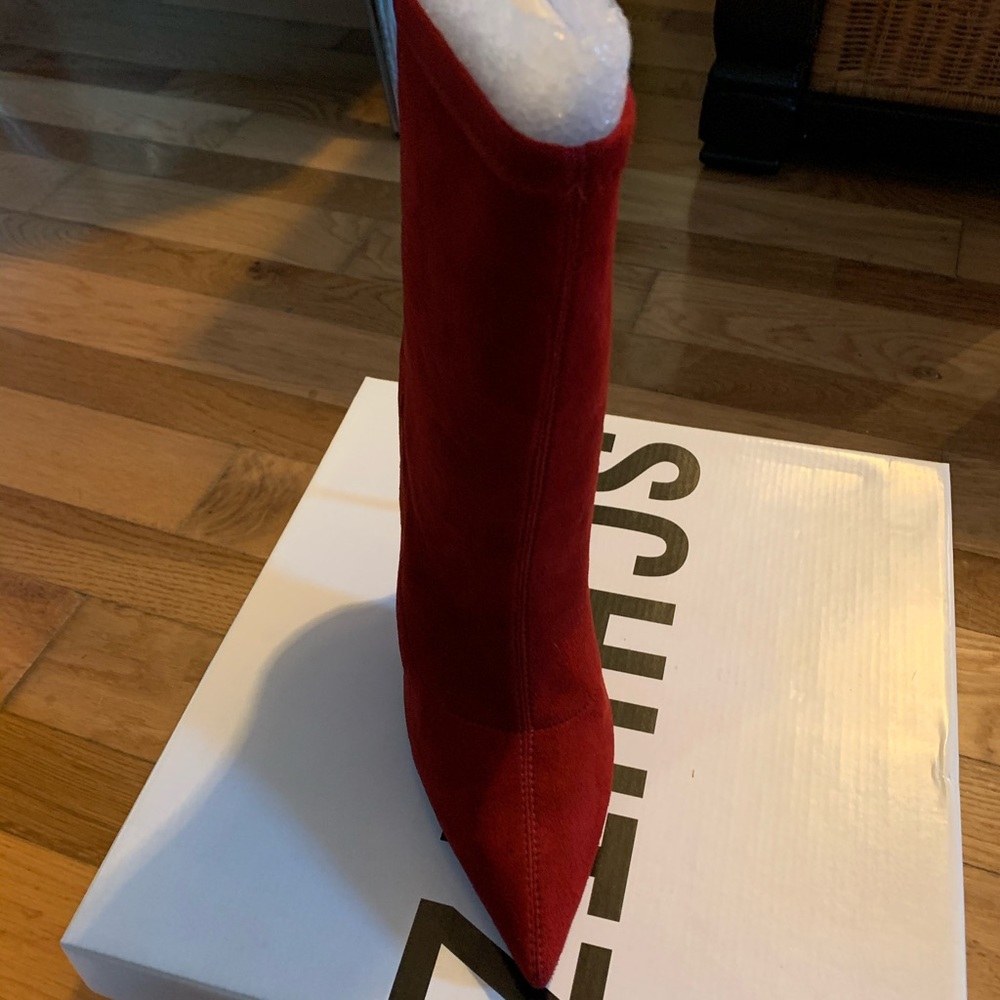 Pair of Schutz boots so 9 brand new never worn!